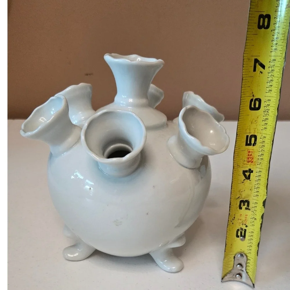 Andrea by Sadek Williamsburg Meadow Flower White Ceramic 7 Spout Vase Frog
